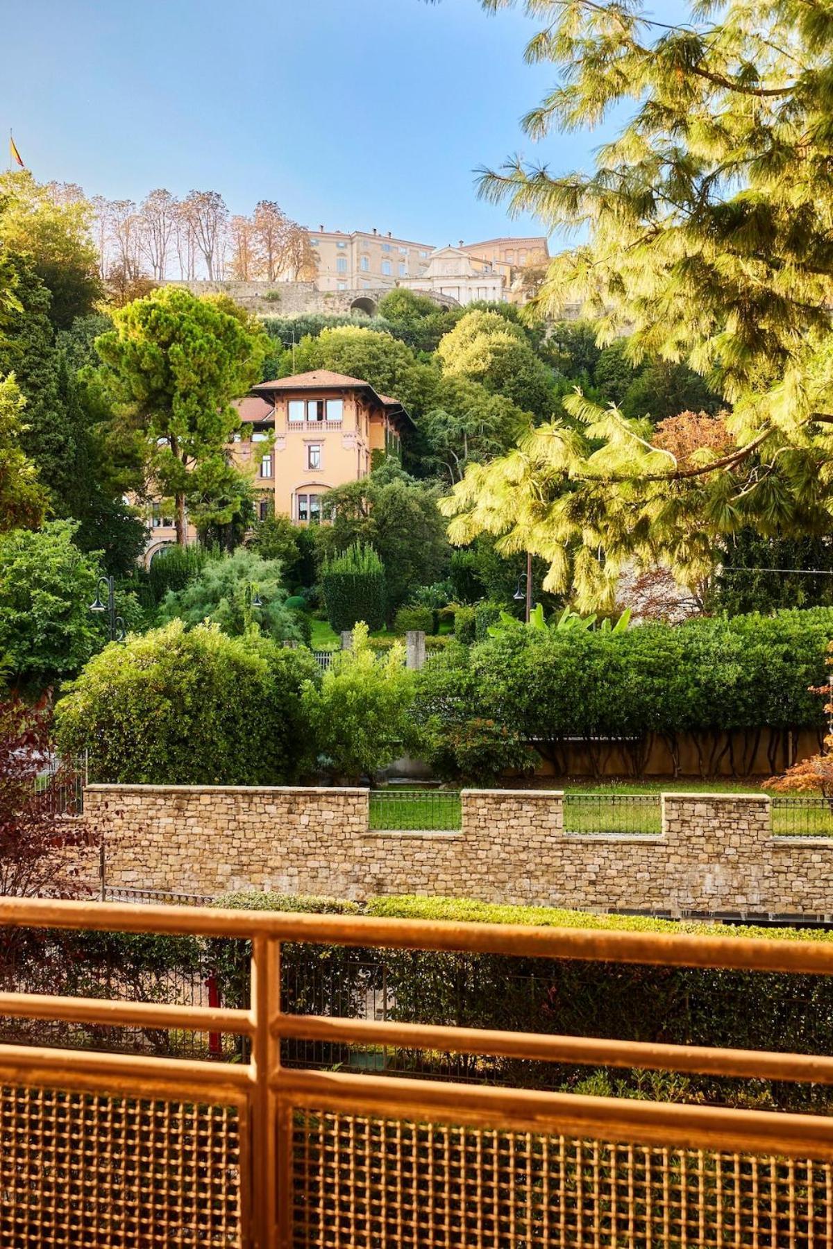 100M Dalla Funicolare Di Citta Alta- 10 Ospiti Bergamo Exteriér fotografie